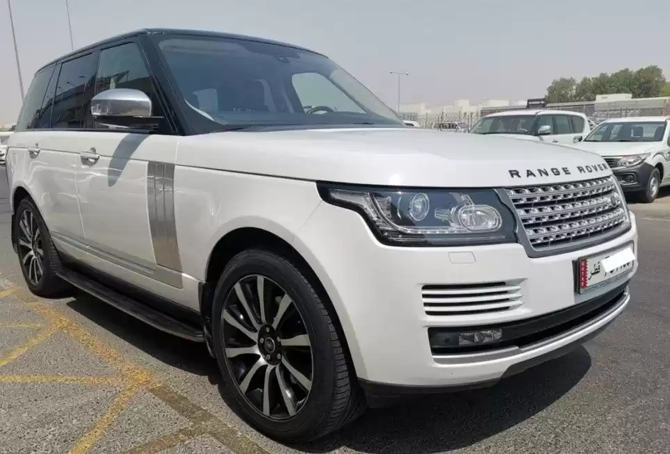 Gebraucht Land Rover Unspecified Zu verkaufen in Doha #12946 - 1  image 